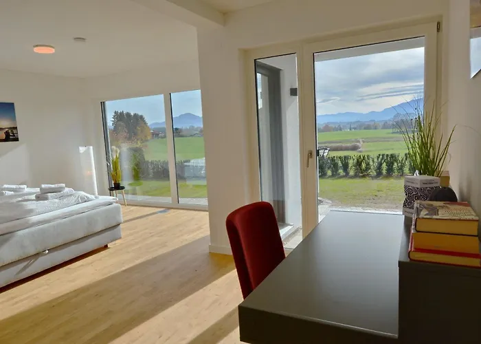 Apartment Berg- Und Seeblick *